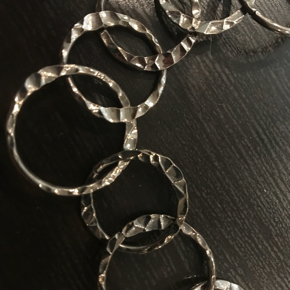 Like new metallic necklace